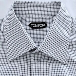 Tom Ford (Like New) Men’s Dress Shirt     Made in ITALY    Size: 40/15 3/4